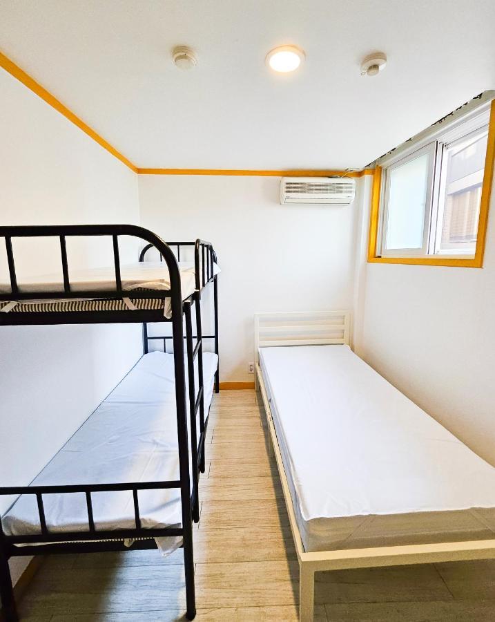 Travelers A Korea Hostel Seoul Exterior foto