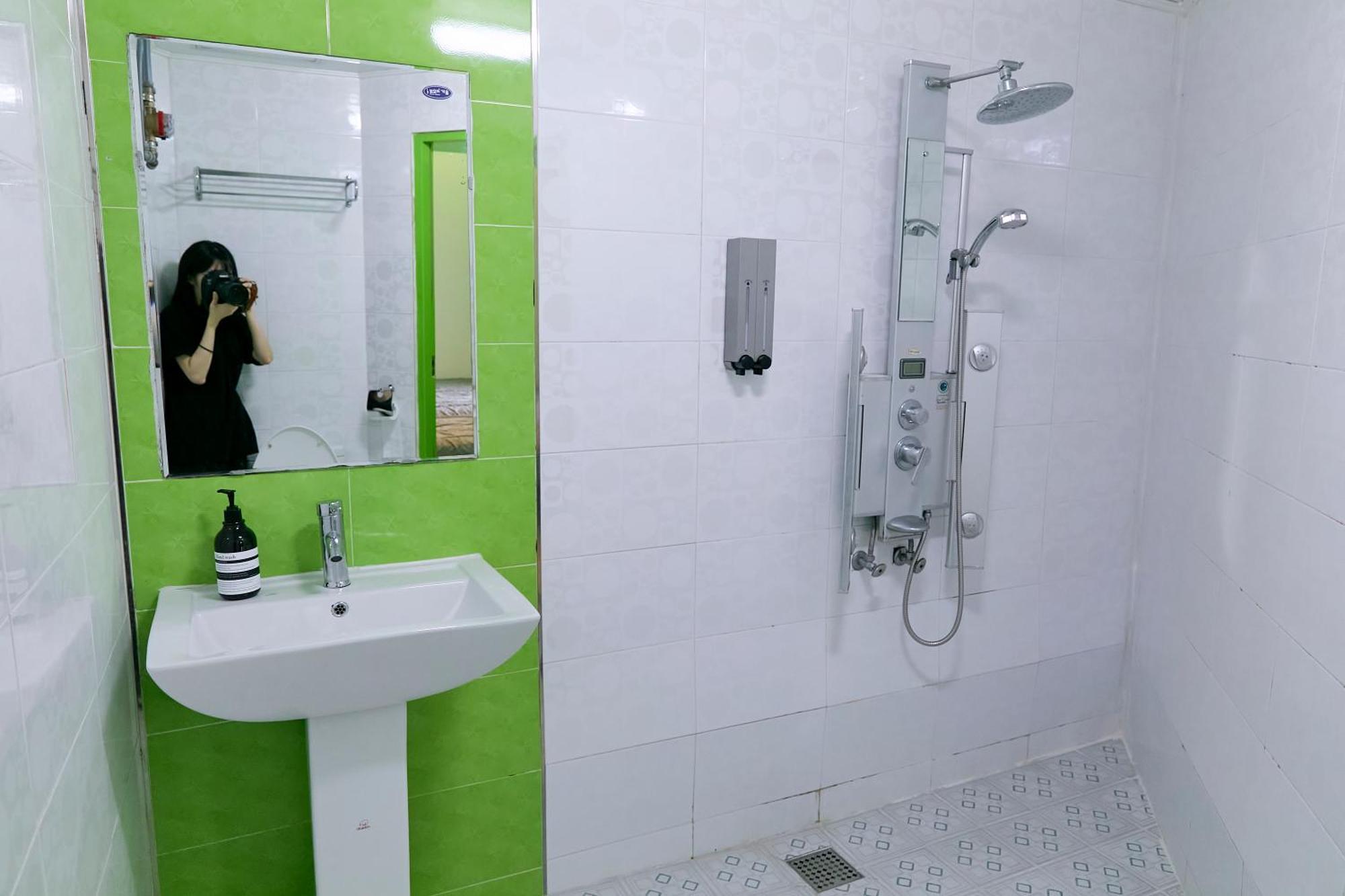 Travelers A Korea Hostel Seoul Exterior foto