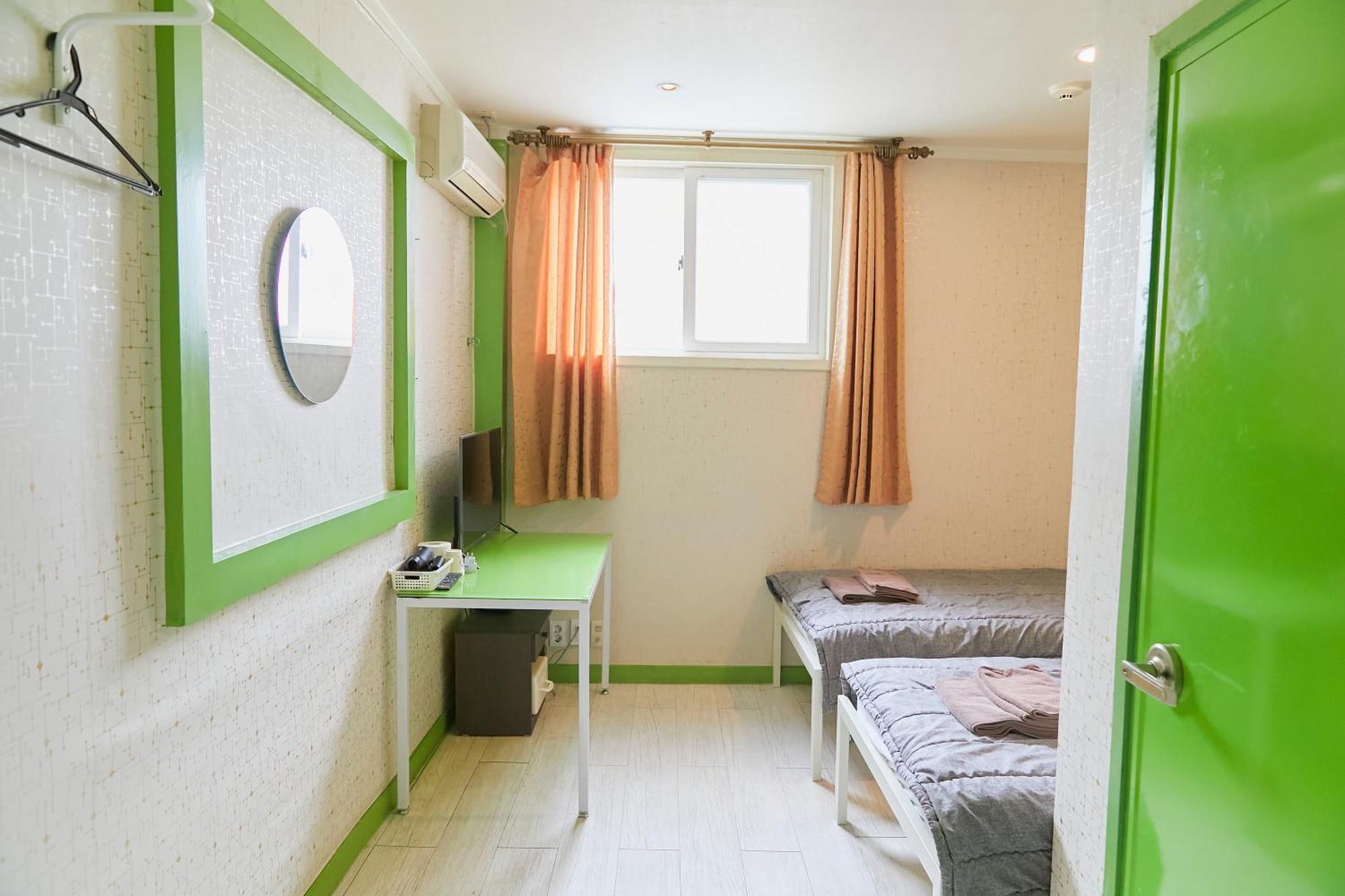 Travelers A Korea Hostel Seoul Exterior foto